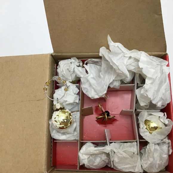 PIER 1 Imports Tree wine Charm Set - Picture 5 of 5